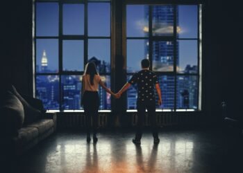 Building Bridges: The Interplay of Trust and Commitment in Relationships