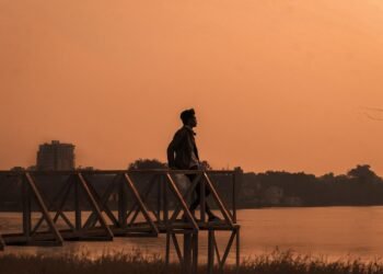 Embracing Solitude: Finding Strength and Renewal After Heartbreak