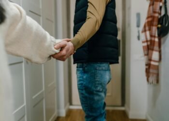 Building Trust: Foundations for Lasting Relationships