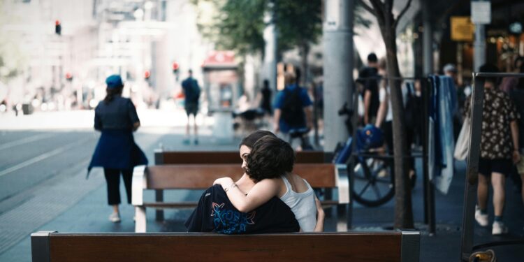 Fostering Emotional Connections:Key Strategies for Deepening Personal and Professional Relationships