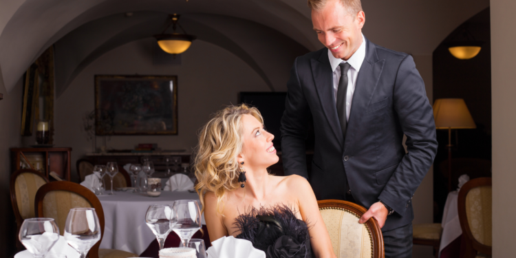 Mastering the Art of First Impressions in Modern Dating.