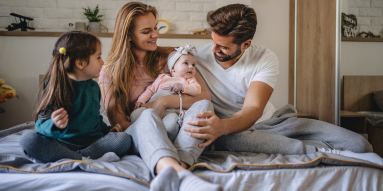 Navigating Modern Relationships: Challenges and Solutions in Marriage and Family