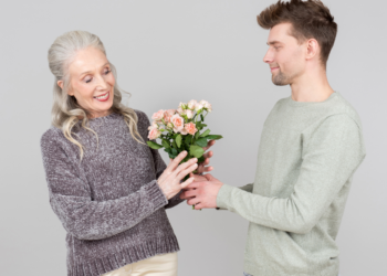The Psychology Behind Older Woman Younger Man Relationships: What Science and Real Life Reveal