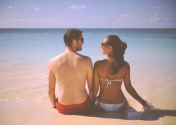 Silent Killers of Affection: Identifying Toxic Relationship Habits that Erode Love